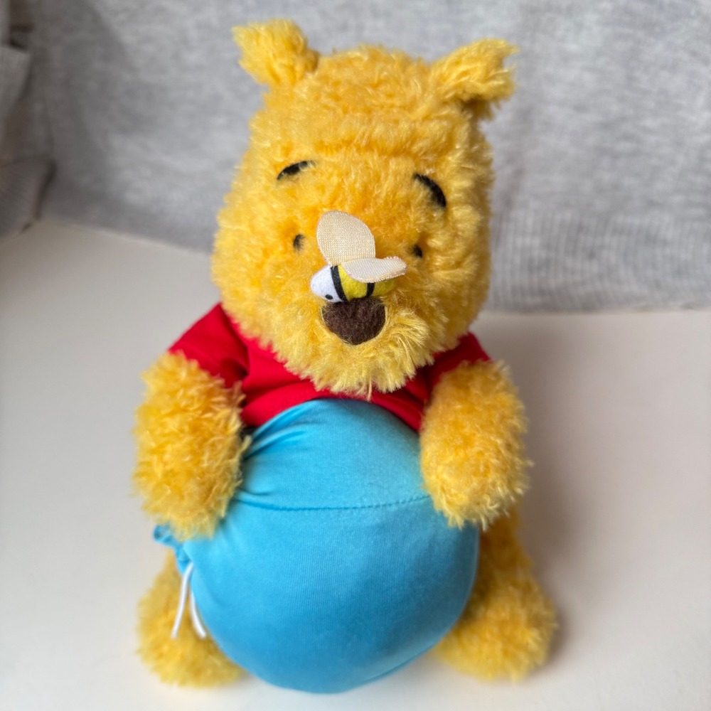 Disney Store 55th Anniversary 11" Plush Winnie-the-Pooh And The Honey Tree Bee